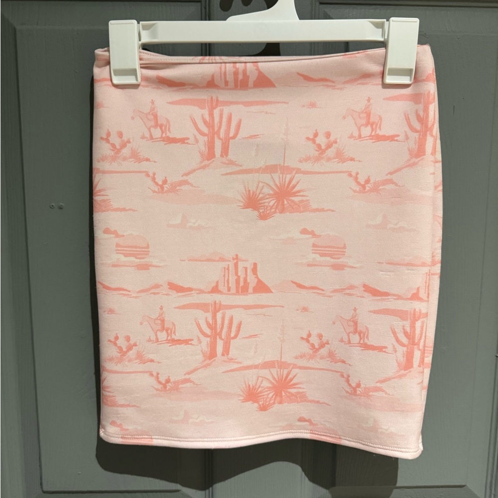 Lucky & Blessed Desert Scene Pencil Skirt - Pink